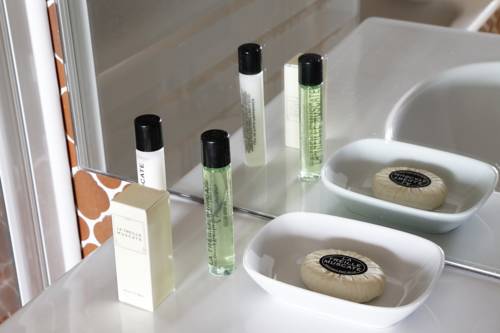 Imagen de la habitación del Hotel La Treille Muscate. Foto 6