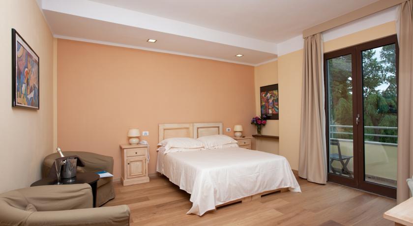 Imagen de la habitación del Hotel La Trigola. Foto 6