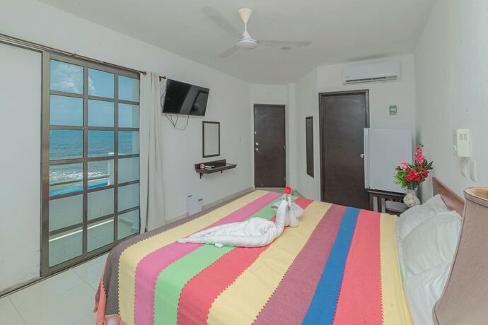 Imagen de la habitación del Hotel La Trigue&ntilde;a. Foto 16