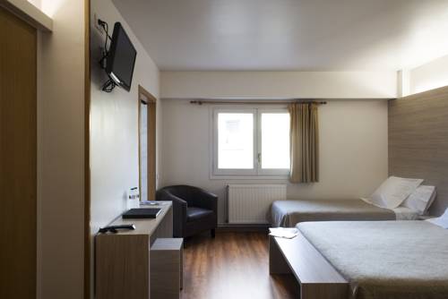 Imagen de la habitación del Hotel La Trobada Sport. Foto 8