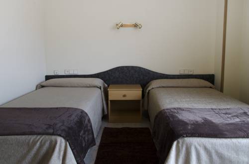 Imagen de la habitación del Hotel La Trobada Sport. Foto 16