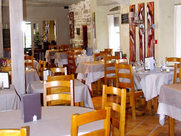 Imagen del bar/restaurante del Hotel La Truite Doree. Foto 3