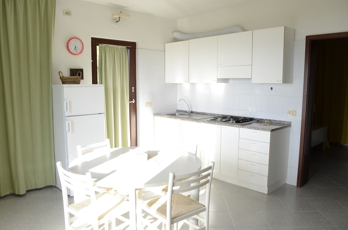Imagen de la habitación del Hotel La Turistica. Foto 10