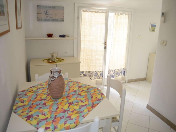 Imagen de la habitación del Hotel La Turistica. Foto 16