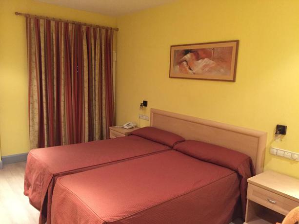 Imagen de la habitación del Hotel La Uni&oacute;n, Humanes De Madrid. Foto 2