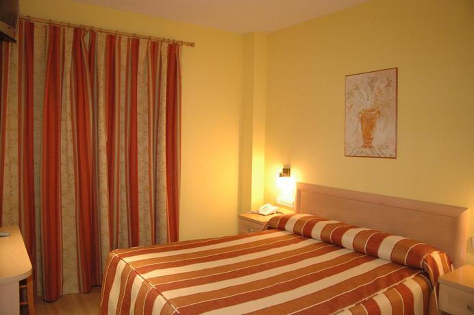 Imagen de la habitación del Hotel La Uni&oacute;n, Humanes De Madrid. Foto 6