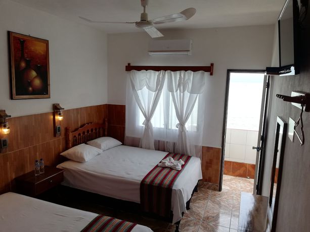 Imagen de la habitación del Hotel La Union, Flores. Foto 9