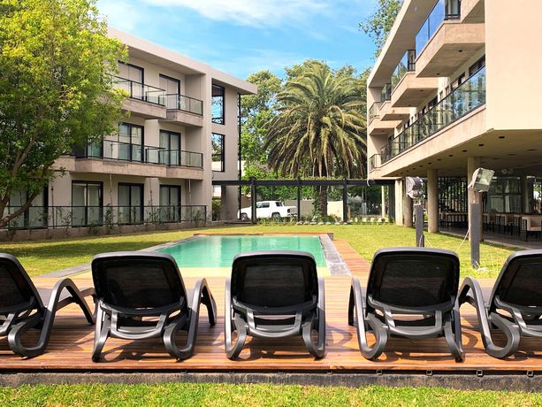 Imagen de la piscina del Hotel La Urumpta by AKEN Mind. Foto 10