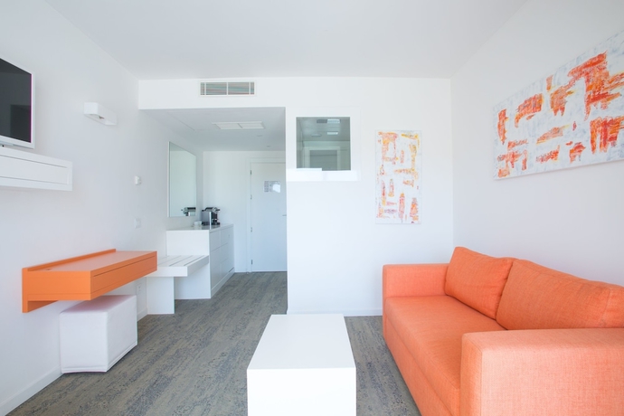 Imagen de la habitación del Hotel La Vague De Saint Paul. Foto 15