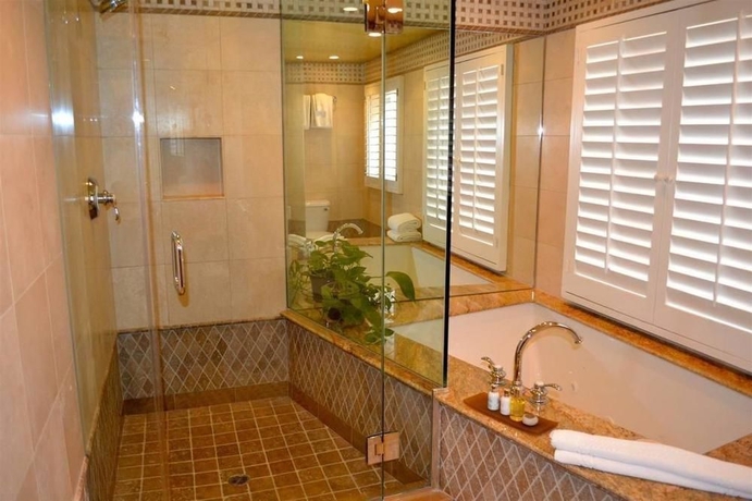 Imagen de los exteriores del Hotel La Valencia. Foto 5