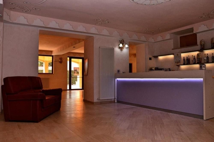 Imagen del bar/restaurante del Hotel La Valle Dell'aquila. Foto 6