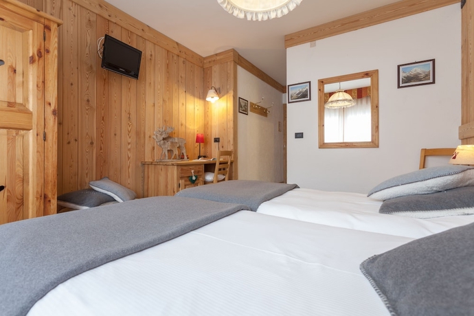Imagen de la habitación del Hotel La Vallee Blanche, Courmayeur. Foto 12