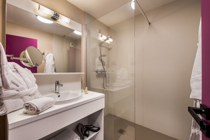 Imagen de la habitación del Hotel La Vanoise 1825. Foto 14