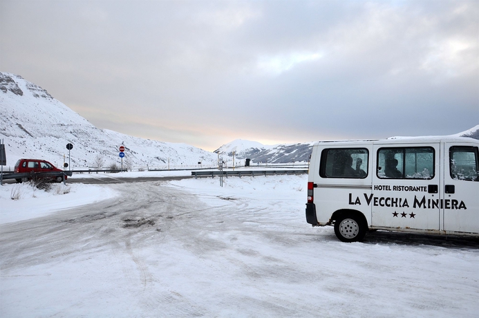 Imagen de los exteriores del Hotel La Vecchia Miniera. Foto 11