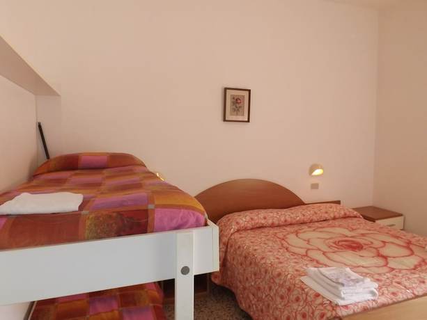 Imagen de la habitación del Hotel La Vela, Bellaria-Igea Marina. Foto 14