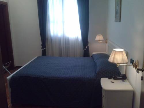 Imagen de la habitación del Hotel La Vela, Brescello. Foto 3