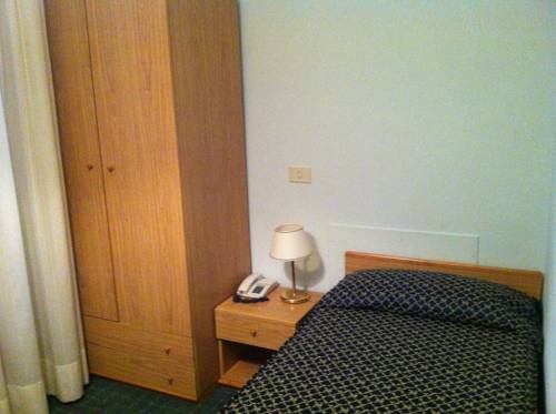 Imagen de la habitación del Hotel La Vela, Passignano Sul Trasimeno. Foto 6