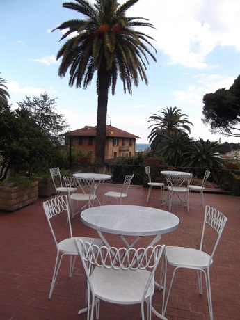 Imagen de los exteriores del Hotel La Vela, Santa Margherita Ligure. Foto 9