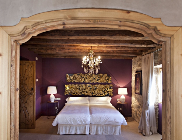 Imagen de la habitación del Hotel La Vella Farga. Foto 4