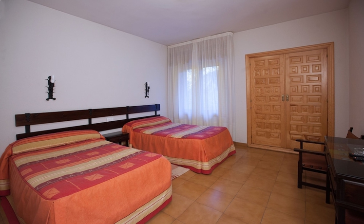 Imagen de la habitación del Hotel La Venta De Goyo. Foto 10