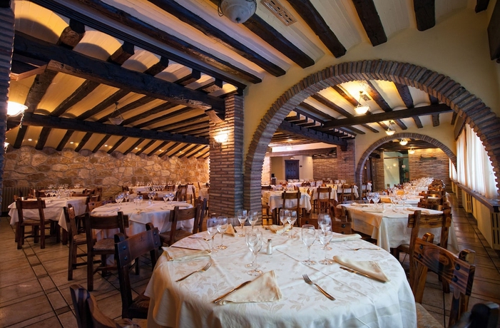 Imagen del bar/restaurante del Hotel La Venta De Goyo. Foto 4