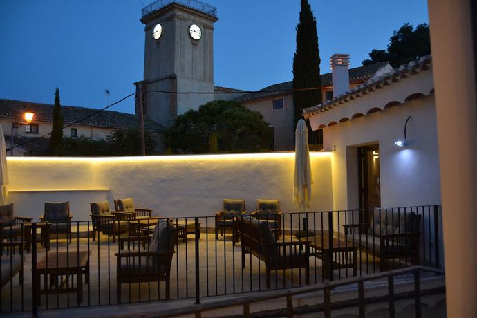 Imagen de los exteriores del Hotel La Vera Cruz. Foto 12