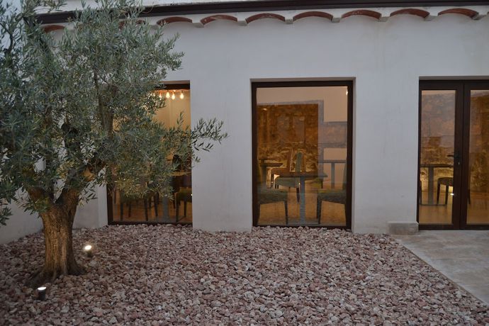 Imagen de los exteriores del Hotel La Vera Cruz. Foto 13