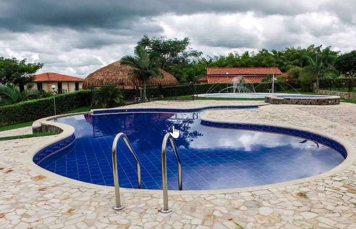 Imagen de la piscina del Hotel La Victoria Campestre. Foto 7