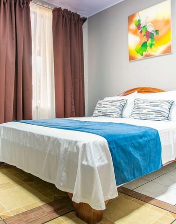 Imagen de la habitación del Hotel La Vid. Foto 7