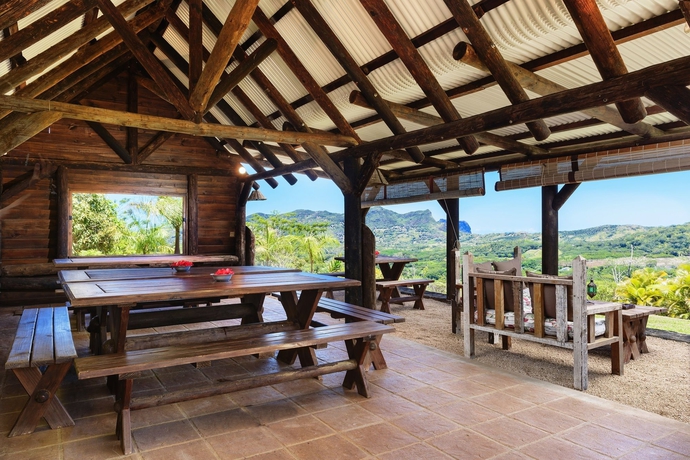 Imagen de los exteriores del Hotel La Vieille Cheminee. Foto 11