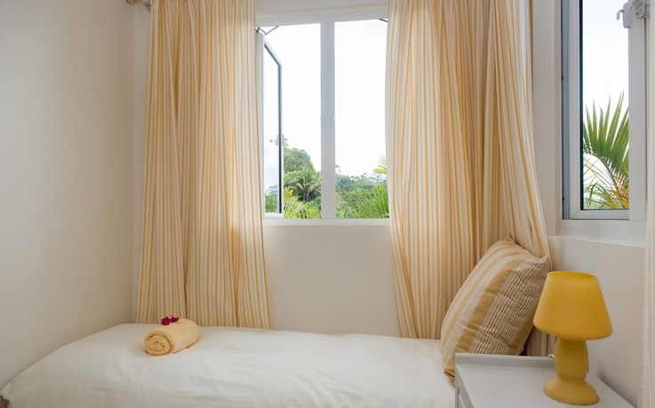 Imagen de la habitación del Hotel La Vieille Cheminee. Foto 7