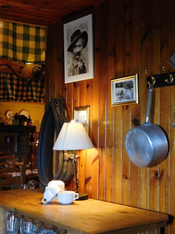 Imagen del bar/restaurante del Hotel La Vigotte. Foto 4