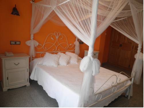 Imagen de la habitación del Hotel La Vijanera. Foto 8