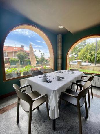 Imagen de los interiores del Hotel La Vijanera. Foto 5