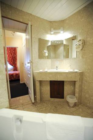 Imagen de la habitación del Hotel La Villa 10. Foto 16