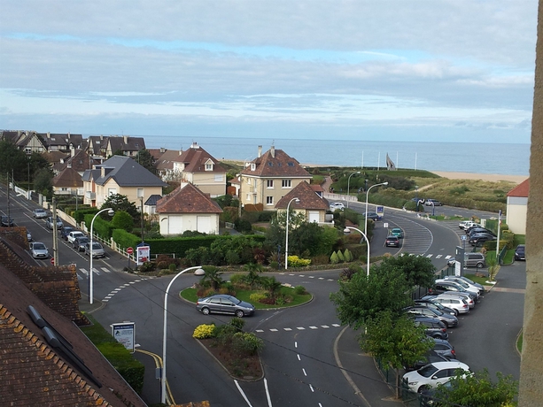 Imagen de los exteriores del Hotel La Villa Andry. Foto 13