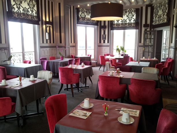 Imagen del bar/restaurante del Hotel La Villa Andry. Foto 5