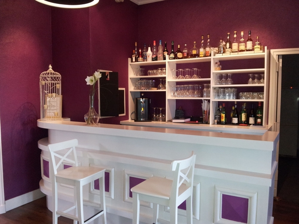 Imagen del bar/restaurante del Hotel La Villa Andry. Foto 7