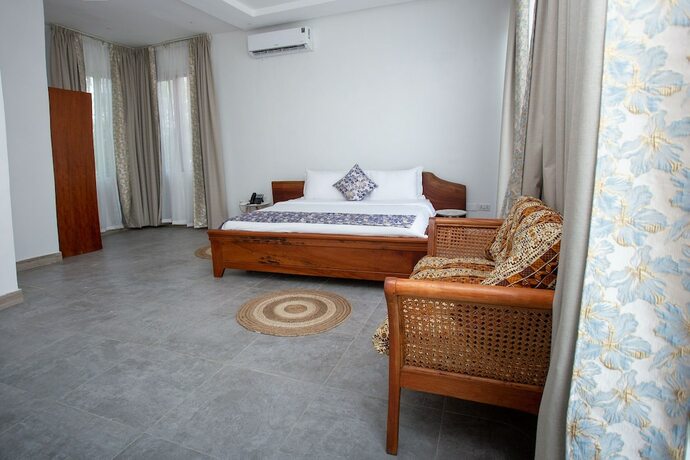 Imagen de la habitación del Hotel La Villa Aphro Ghana. Foto 12