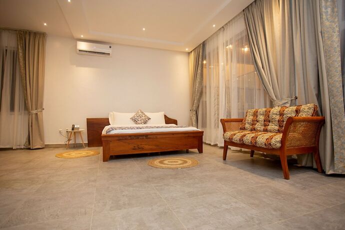 Imagen de la habitación del Hotel La Villa Aphro Ghana. Foto 17