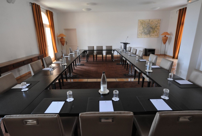 Imagen de los interiores del Hotel La Villa Calvi. Foto 7