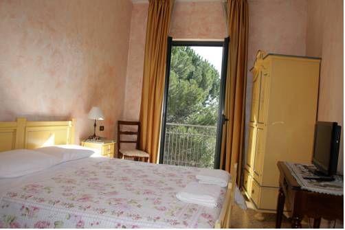 Imagen de la habitación del Hotel La Villa, Ceccano. Foto 4