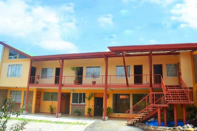 Imagen general del Hotel La Villa, Ciudad Quesada. Foto 2