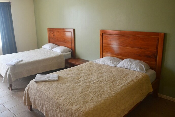 Imagen de la habitación del Hotel La Villa, Ciudad Quesada. Foto 6