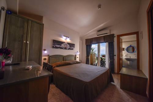 Imagen de la habitación del Hotel La Villa, Corigliano Calabro. Foto 10