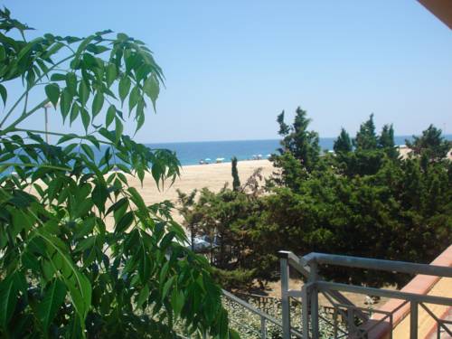 Imagen de la habitación del Hotel La Villa, Corigliano Calabro. Foto 12