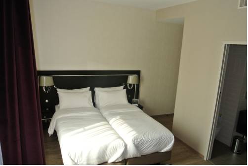 Imagen de la habitación del Hotel La Villa De L'ecluse. Foto 9
