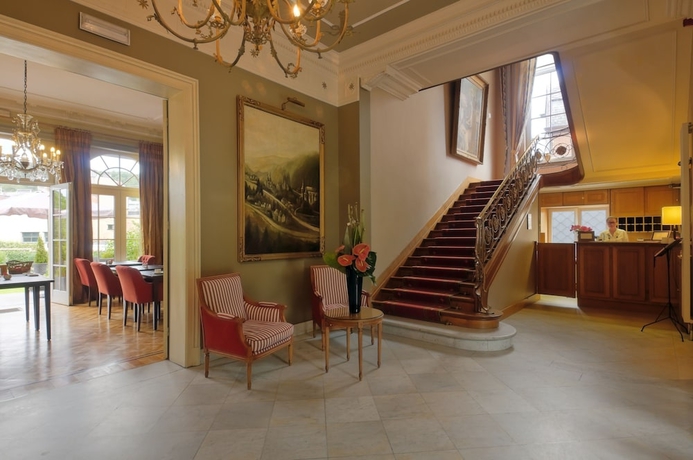 Imagen de los interiores del Hotel La Villa Des Fleurs. Foto 17