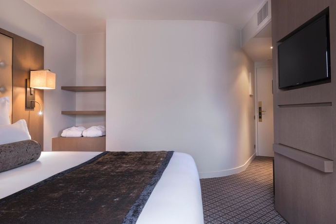 Imagen de la habitación del Hotel La Villa Des Ternes. Foto 16