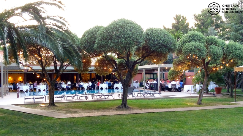 Imagen de la piscina del Hotel La Villa Duflot and Spa Perpignan. Foto 16